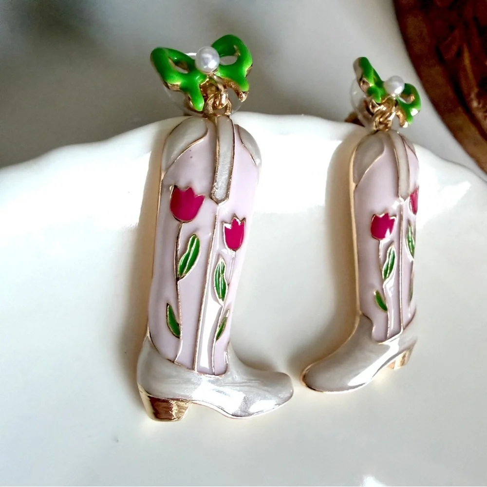 2/$30🌵 White Cowboy Boots Flower Enamel Earrings Gold Tone Bow Western Cowgirl